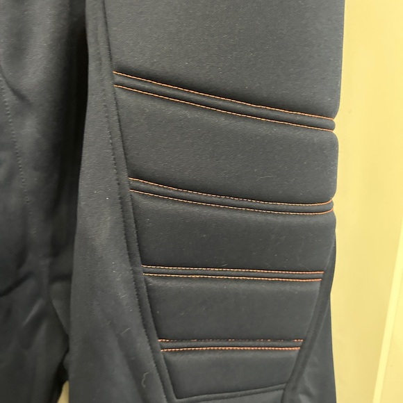 NWOT Kelme size L men’s navy padded goalkeeper shorts. - Picture 7 of 13